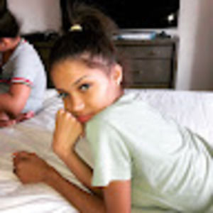 Meet your Posher, Cay